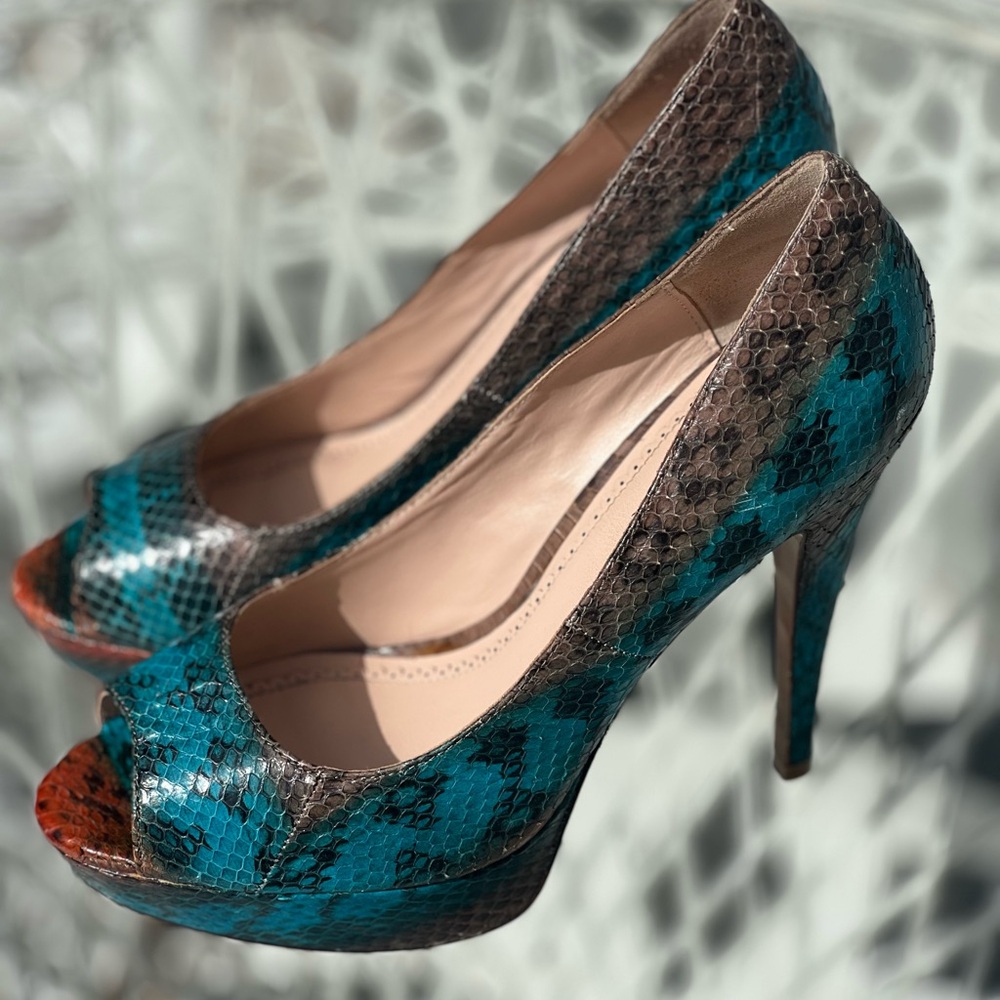 Pour La Victoire Python Peep Toe Platform 7.5 - image 1